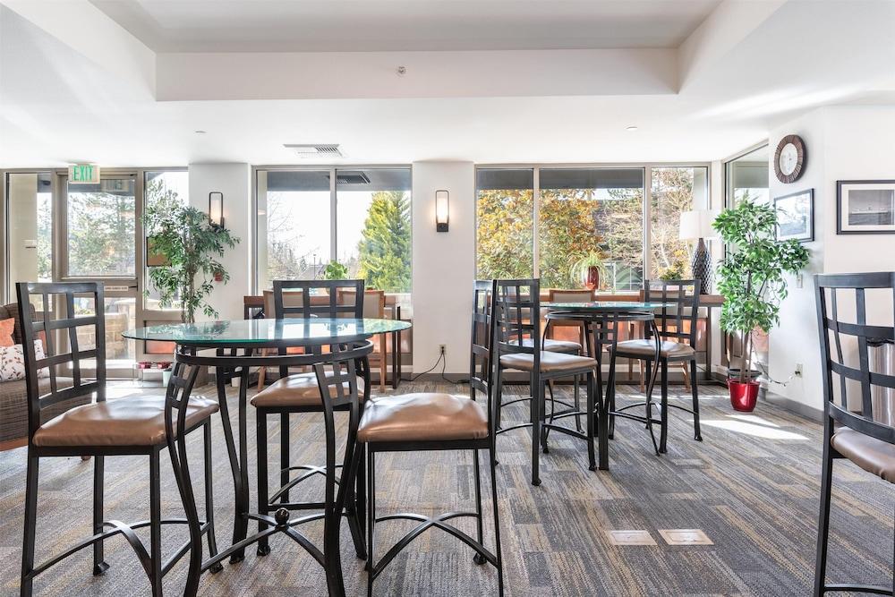 Marshall Suites Bainbridge Island, SureStay Collection by BW photo 8