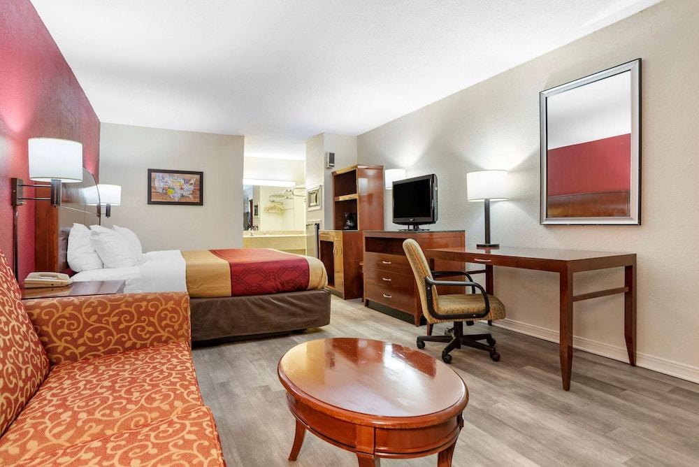 Econo Lodge Pearl - Jackson photo 24