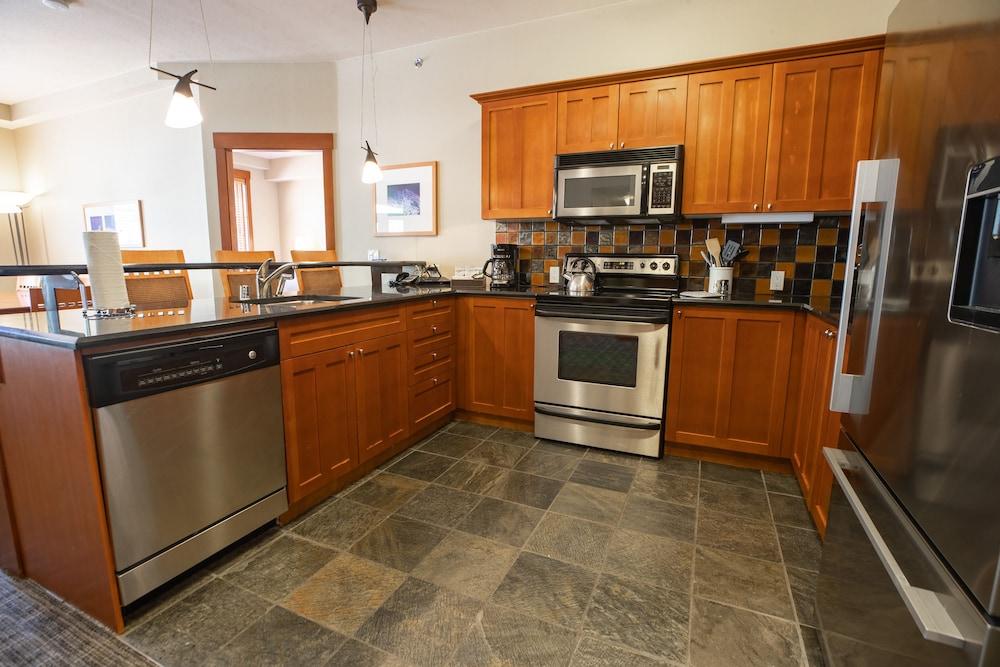 The Village at Palisades Tahoe photo 62