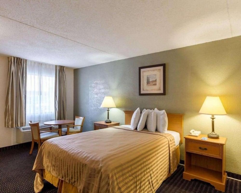 Sunrise Inn & Suites photo 10