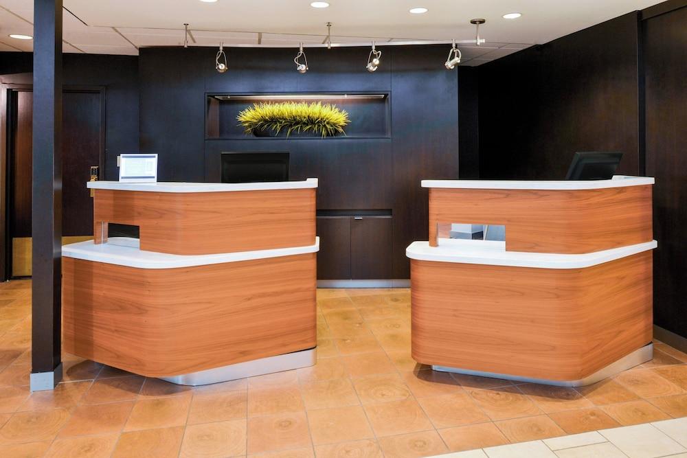 Courtyard by Marriott Beaumont photo 18