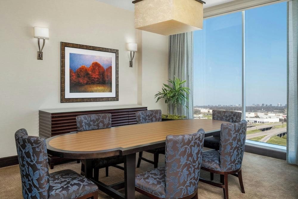 Renaissance Dallas North Hotel photo 44