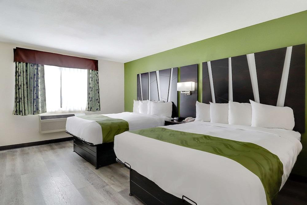 Quality Suites Albuquerque Airport photo 40