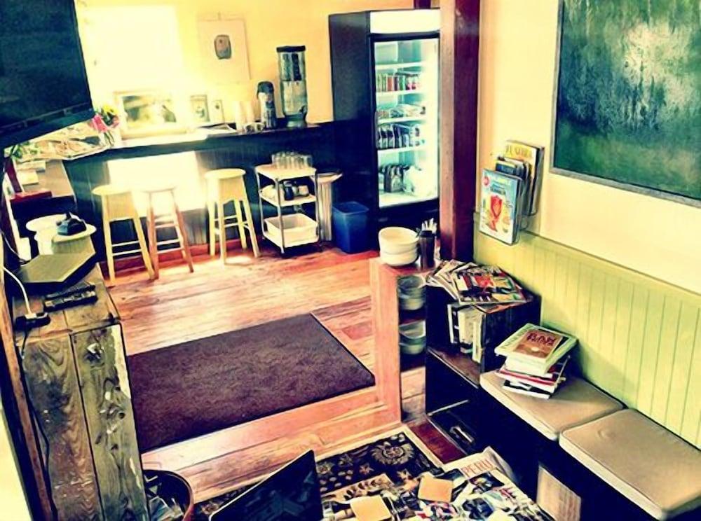 Whitefish Hostel photo 8