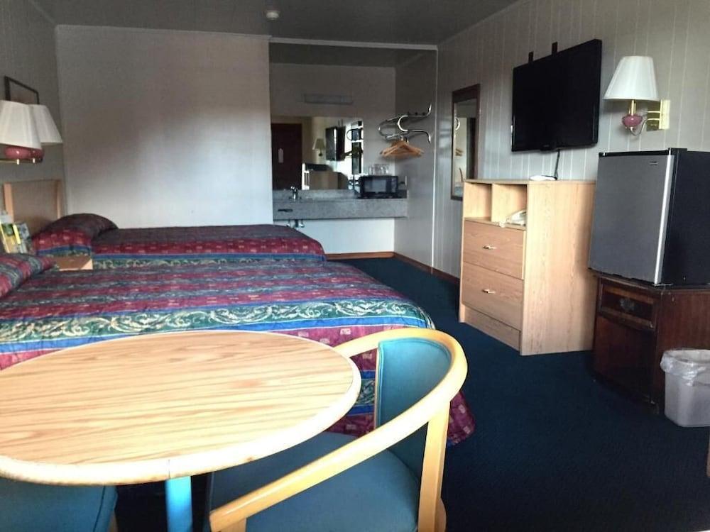 Royal Inn photo 13
