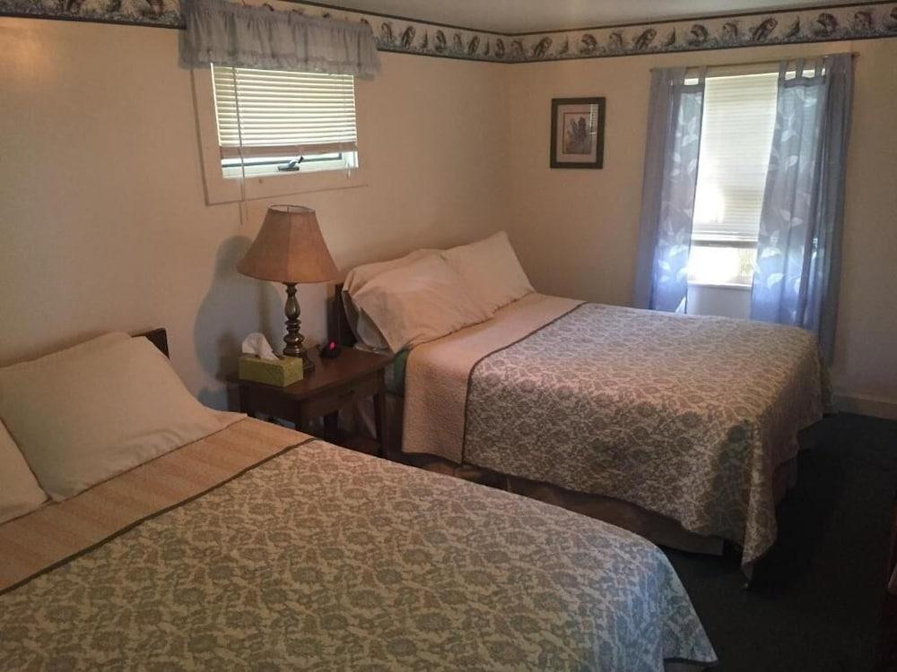 Rock Ledge Motel photo 6