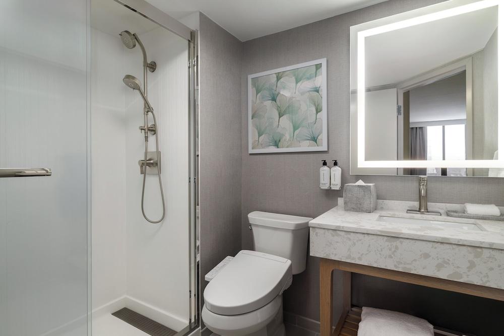 EVEN Hotel Detroit North - Troy photo 19