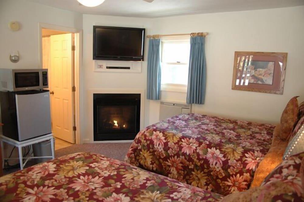 The Homestead Inn photo 78