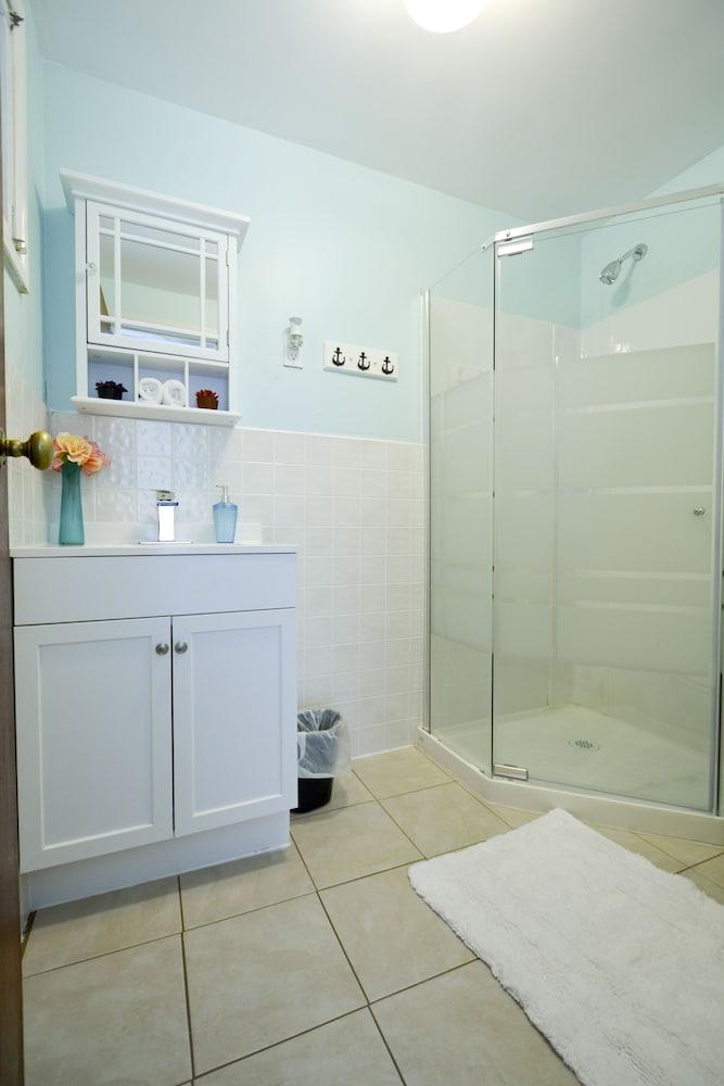 Whitehall Cottages photo 6