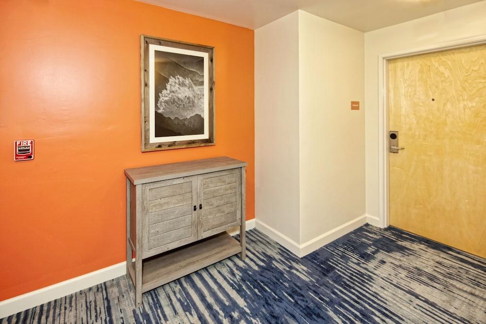 Inn At Moss Landing Point photo 47