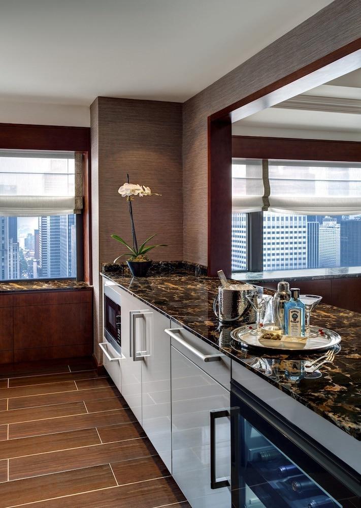 The Towers at Lotte New York Palace photo 35