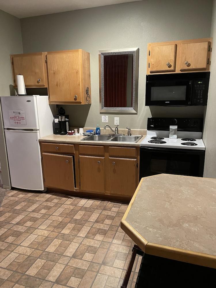 The Ranch Suites photo 61