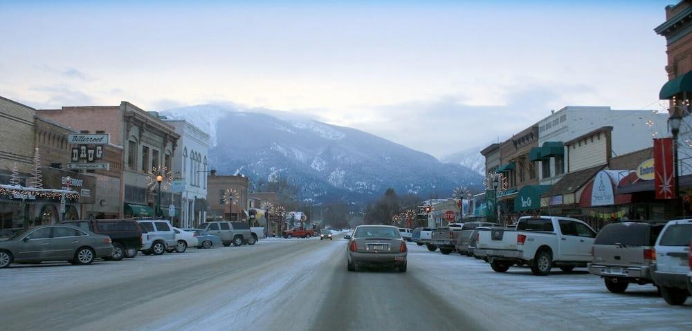 Pineview Lodge photo 9
