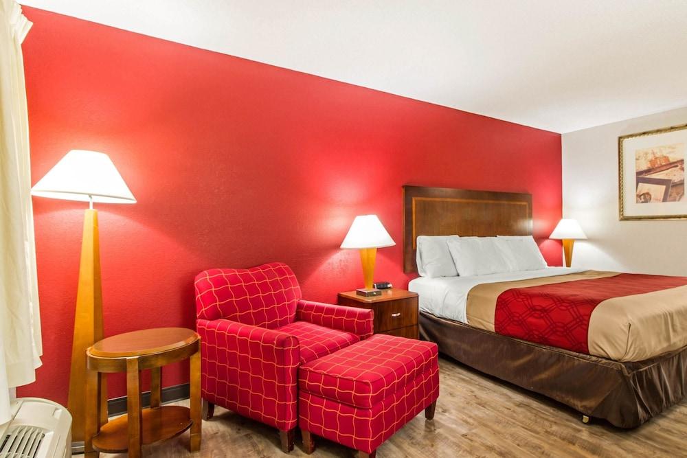 Econo Lodge Athens I-75 photo 33