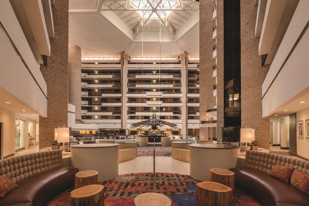 Embassy Suites by Hilton Orlando International Dr ICON Park photo 1