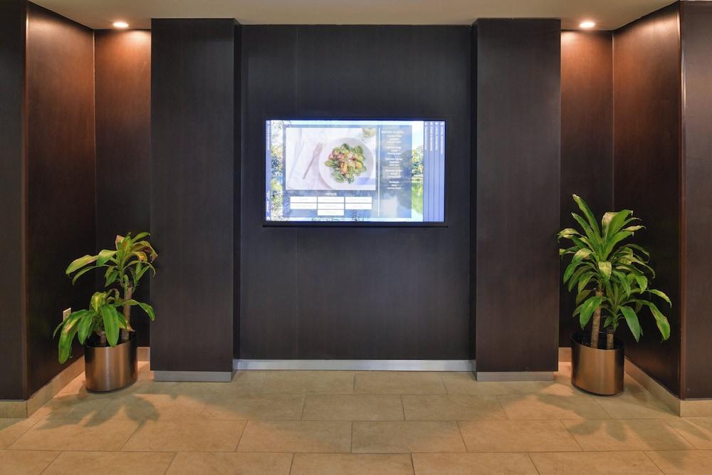 Courtyard Suwanee by Marriott photo 24