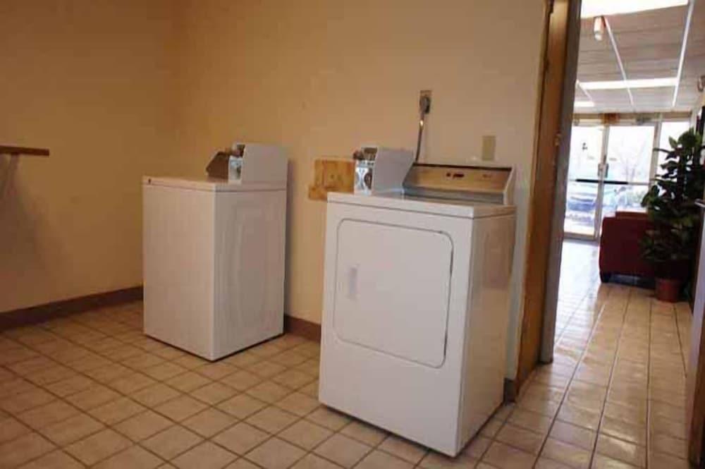 OK Hotel photo 40
