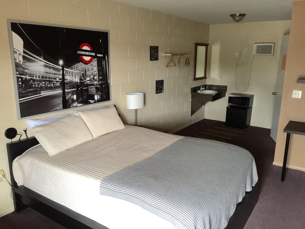 Three Rivers Motel photo 14