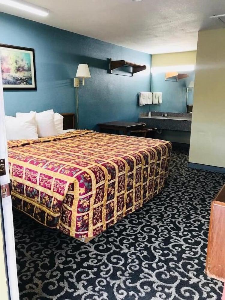 Roosevelt inn Motel photo 8