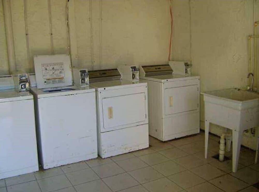 Gipson Inn Motel photo 18