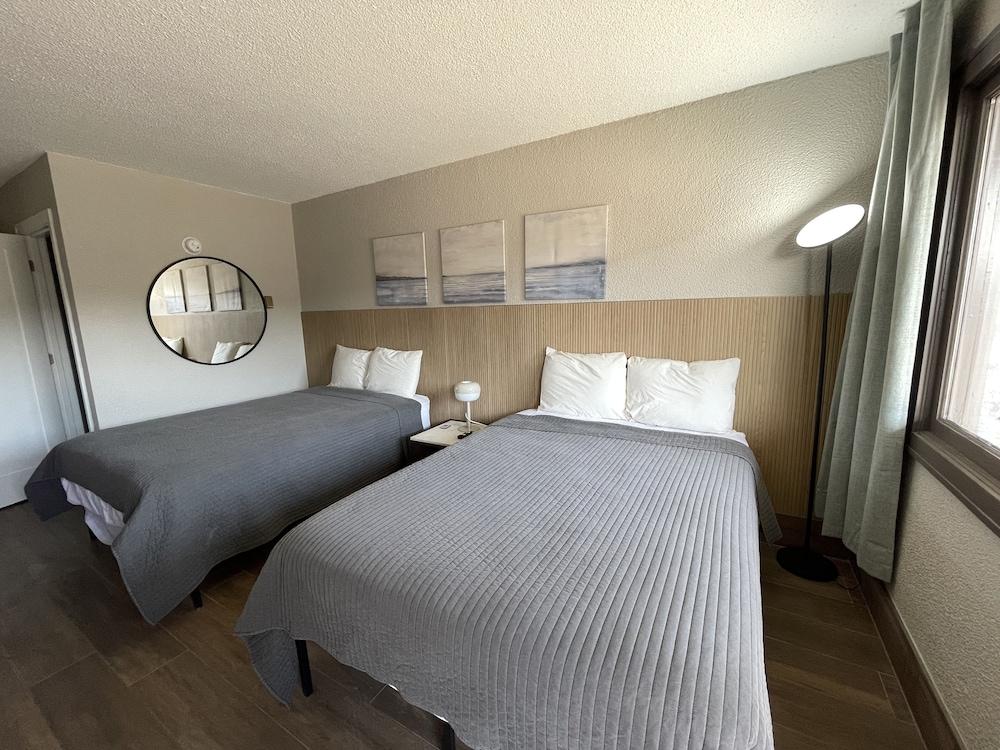 Stone Creek Inn photo 10