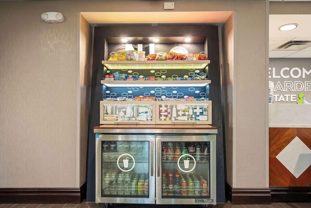 Hampton Inn Ridgefield Park photo 59