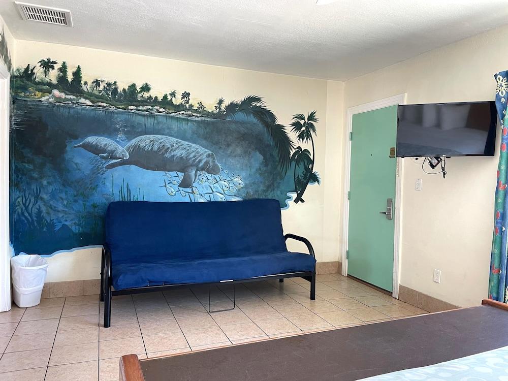 Magic Beach Motel photo 9