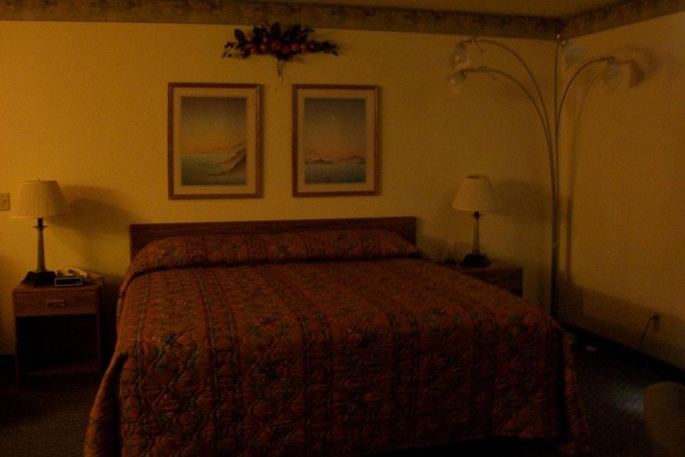 Lodi Valley Suites photo 17