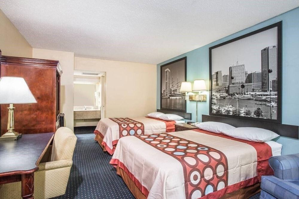 Super 8 by Wyndham Camp Springs/Andrews AFB DC Area photo 7
