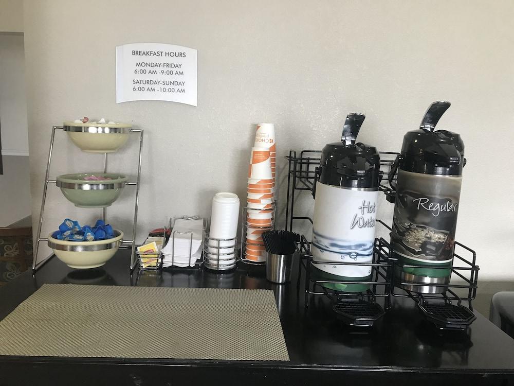 Quality Inn Forsyth - Decatur photo 35
