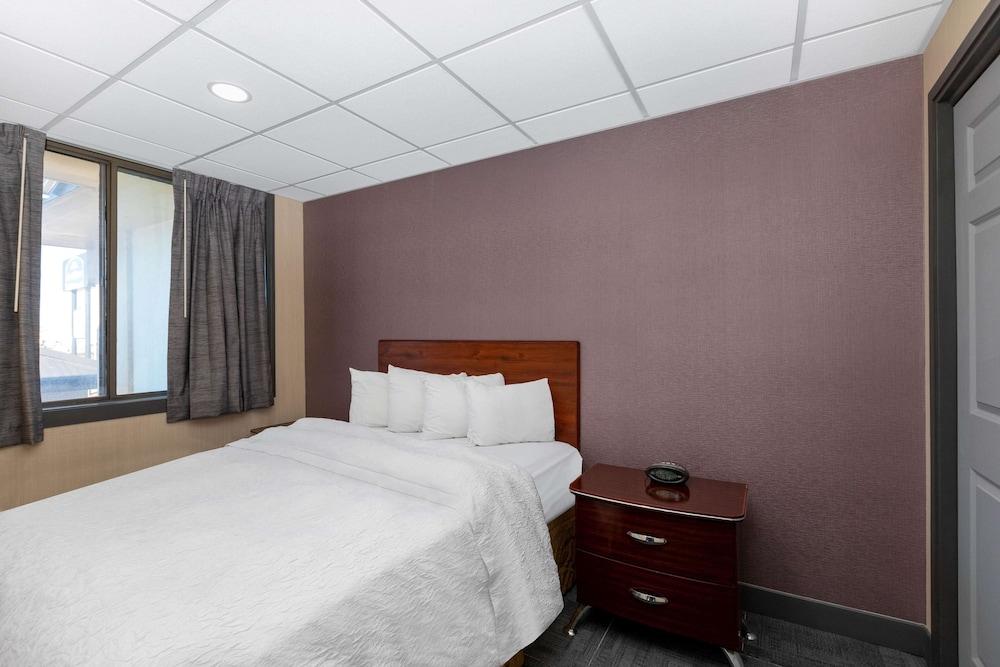 Howard Johnson by Wyndham Gillette photo 43