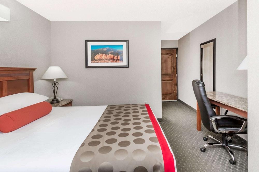Ramada by Wyndham Frisco photo 13