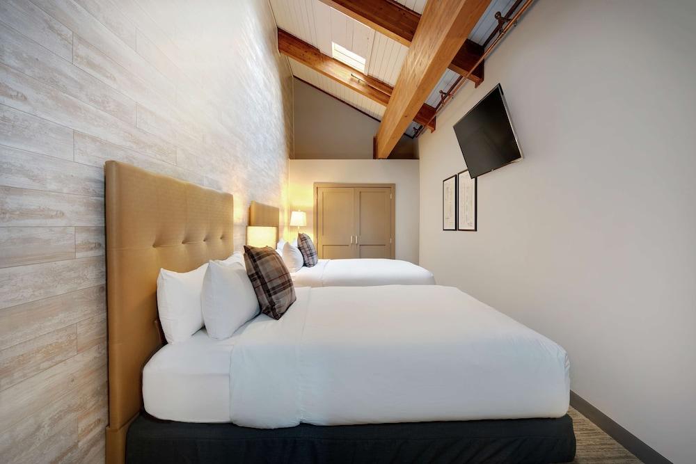 Highline Vail - a DoubleTree by Hilton photo 54