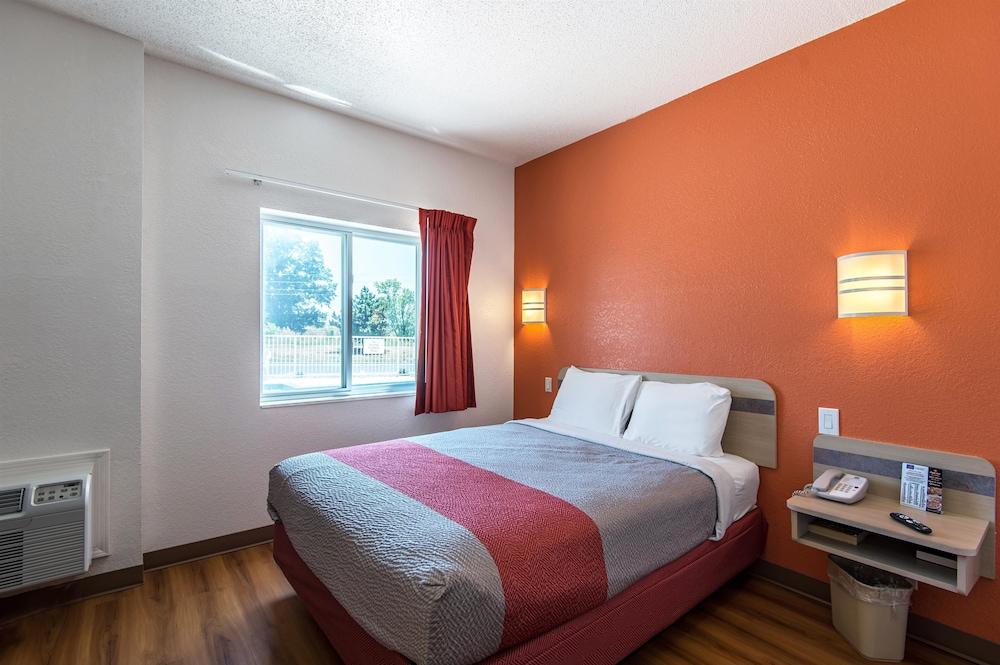 Motel 6 Junction City, KS photo 9
