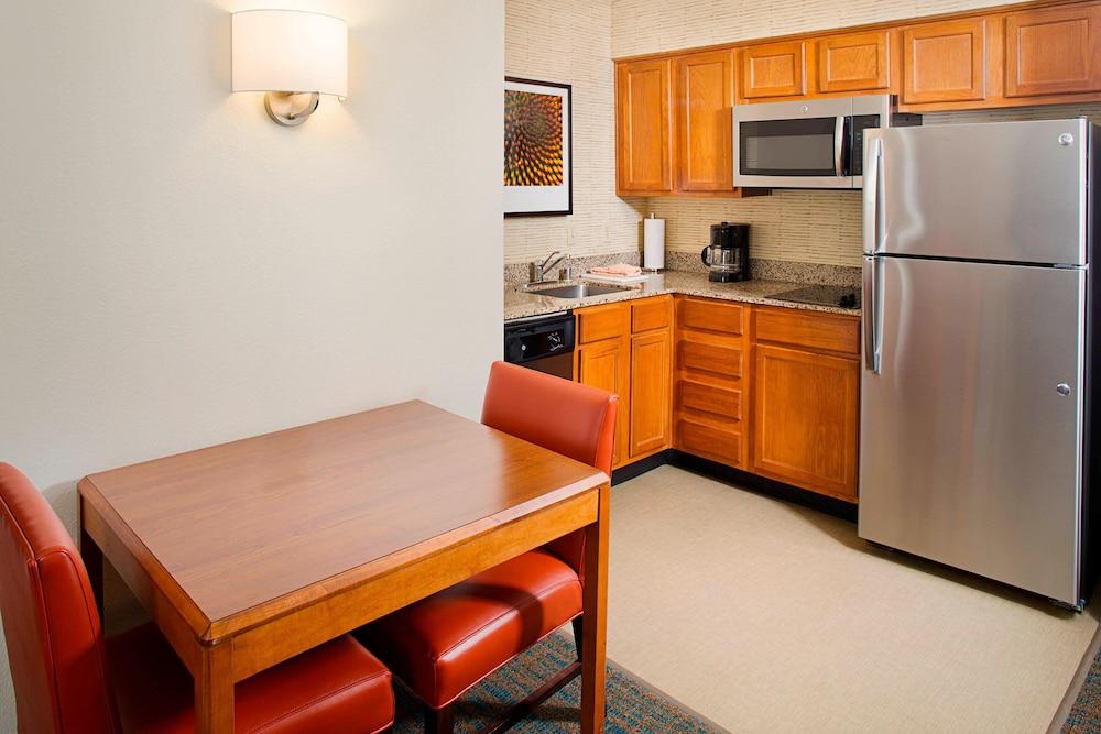 Residence Inn By Marriott Dallas Park Central photo 7