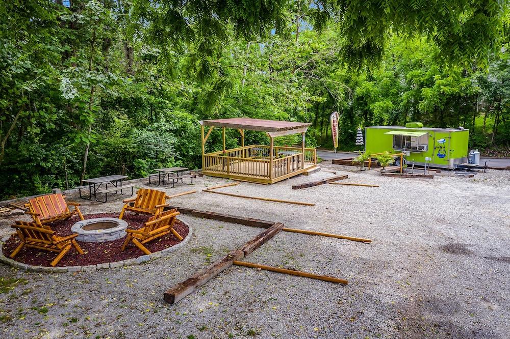 Log Cabin Inn photo 98