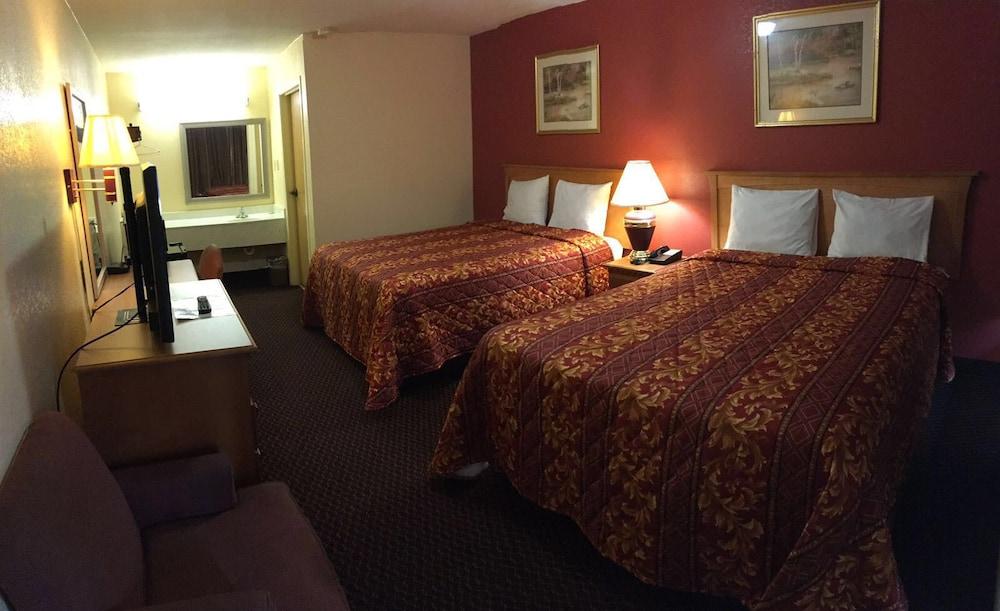 Voyager Inn photo 10
