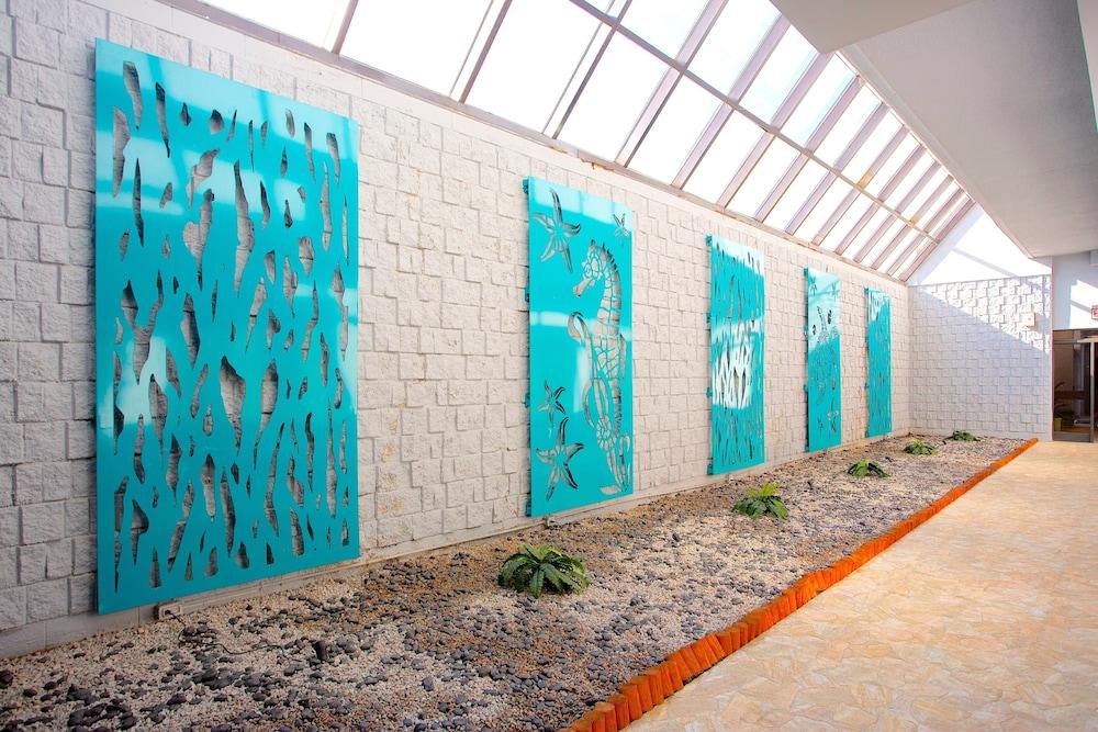 The Barclay Towers Resort Hotel photo 32