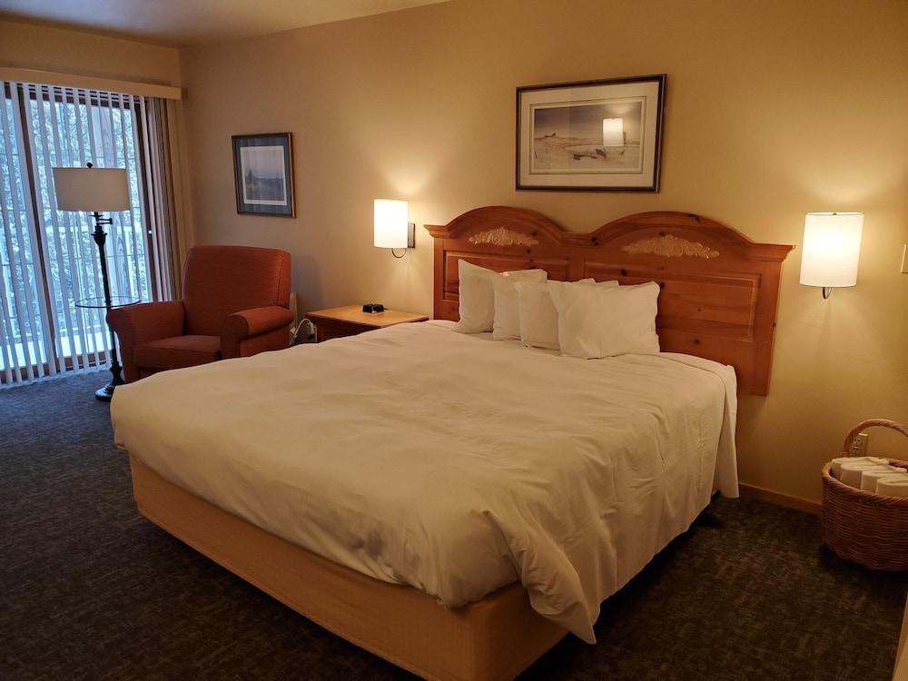 Homestead Suites photo 13