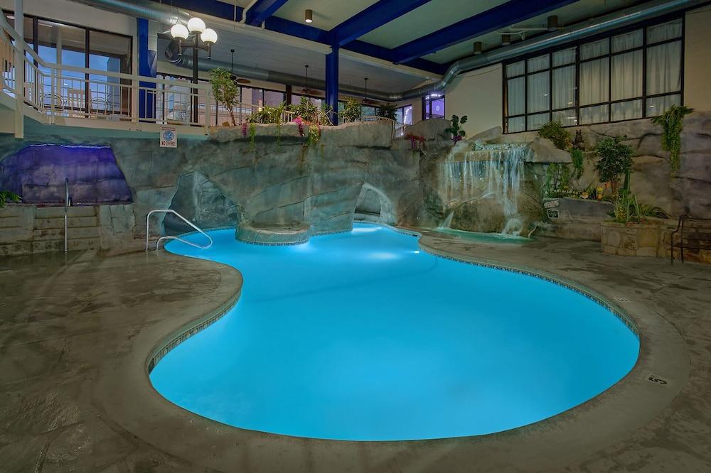 Sidney James Mountain Lodge photo 1