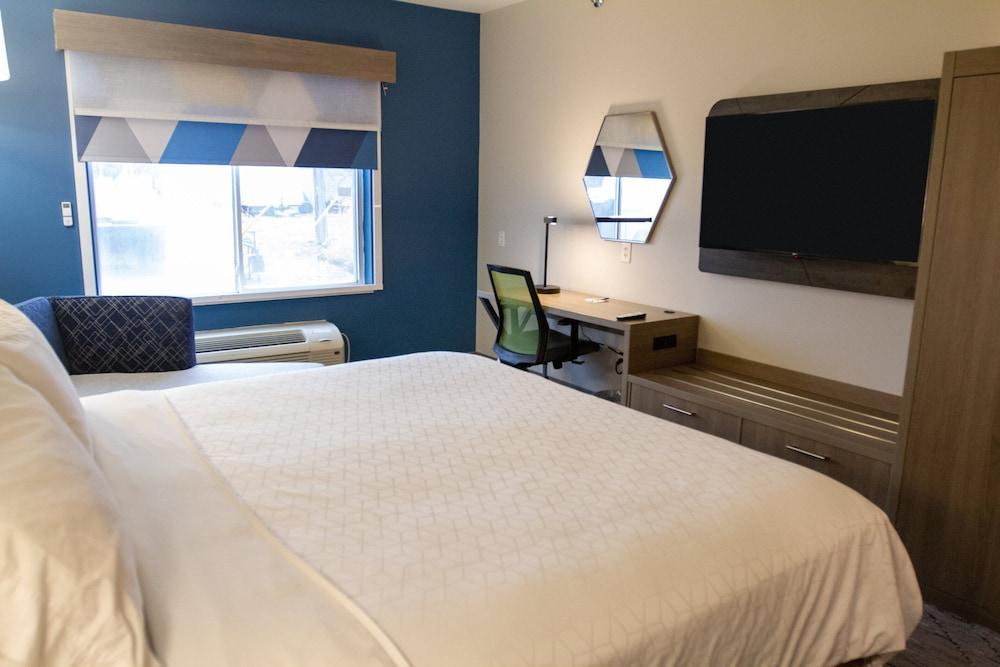 Holiday Inn Express Oneill by IHG photo 6