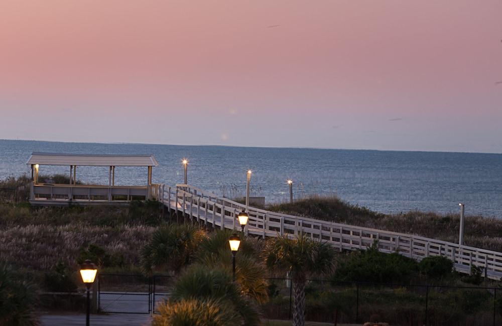 Atlantic Beach Resort, a Ramada by Wyndham photo 43