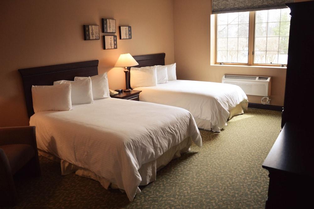 Belvedere Inn photo 16