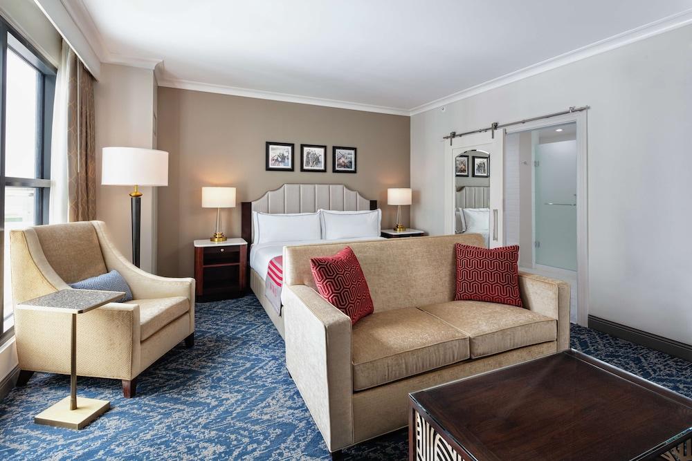 Higgins Hotel, Official Hotel of The National WWII Museum, Curio Collection by Hilton photo 46