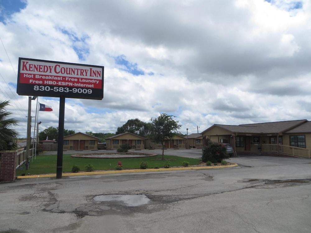 Kenedy Country Inn photo 8