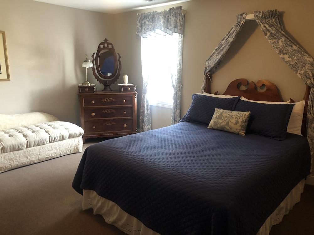 Talbott Inn photo 58