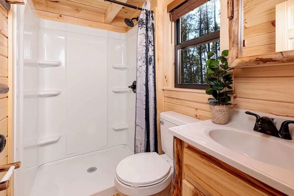 Cowan Creek Lodges photo 36