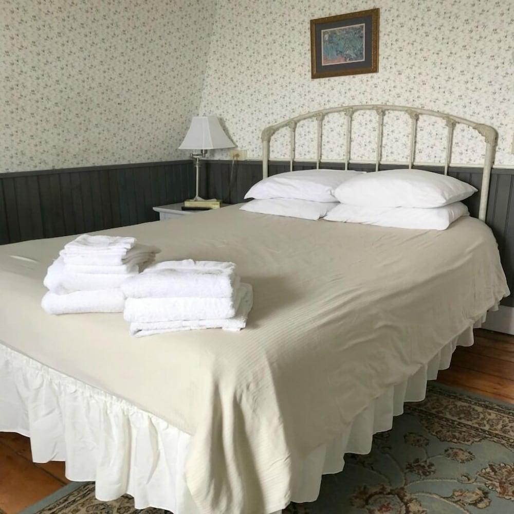 New Shoreham House Inn photo 5