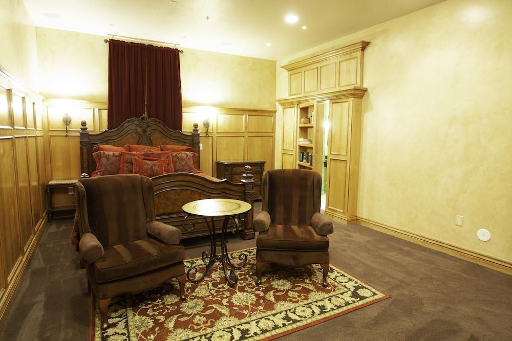 Destinations Inn photo 42