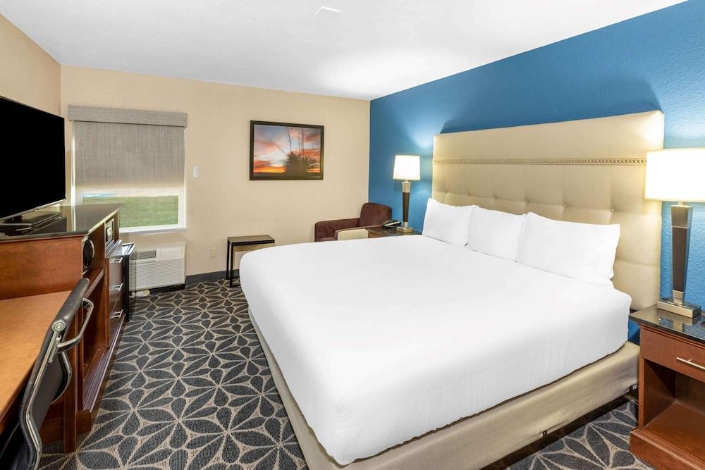 Baymont by Wyndham McAllen/Pharr photo 10